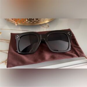 Elegant Black Sunglasses